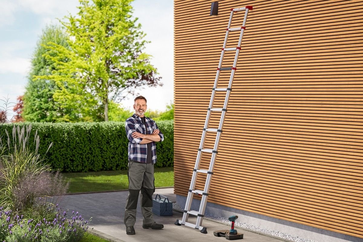 T100 FlexLine Sicherheits - Teleskopleiter - Topleiter